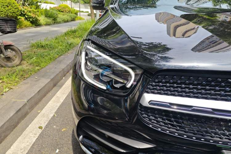 Used Mercedes-Benz GLC 2022 Facelift GLC 260 L 4MATIC Luxury Edition Right Front Headlight
