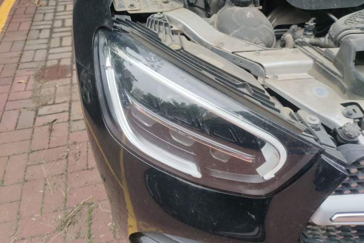 Used Mercedes-Benz GLC 2022 Second Facelift GLC 260 L 4MATIC Luxury Edition Right Front Headlight