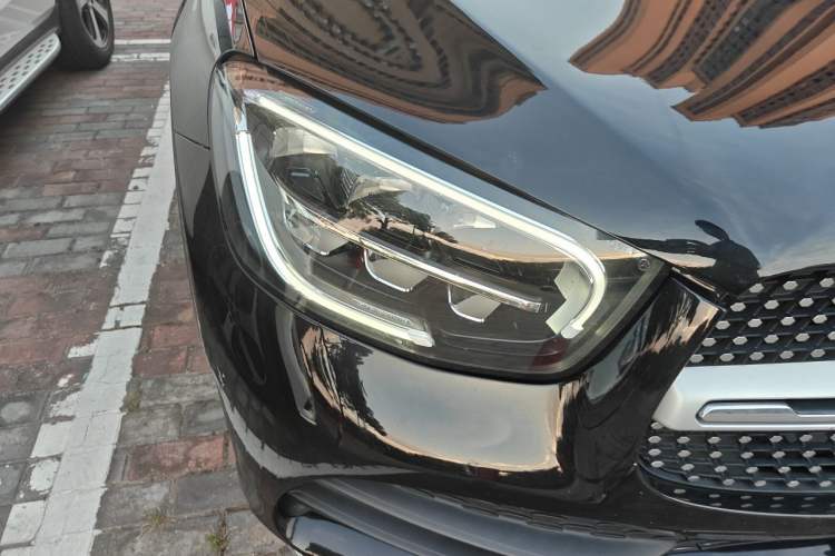 Used Mercedes-Benz GLC 2022 Facelifted GLC 260 L 4MATIC Dynamic Edition Right Front Headlight
