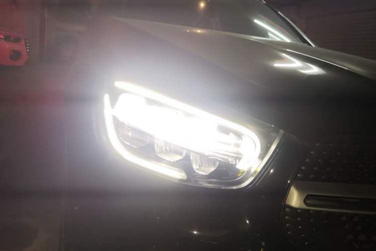 Used Mercedes-Benz GLC 2022 GLC 300 L 4MATIC Dynamic Edition Prestige Model Right Front Headlight