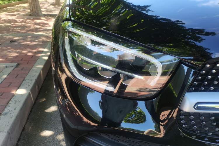 Used Mercedes-Benz GLC 2022 Second Facelift GLC 260 L 4MATIC Luxury Edition Right Front Headlight