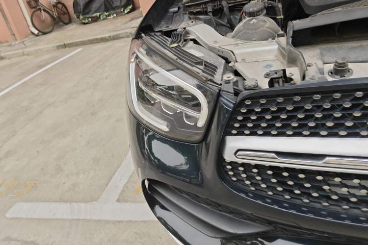 Used Mercedes-Benz GLC 2022 GLC 260 L 4MATIC Luxury Model Right Front Headlight