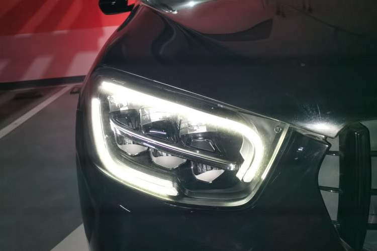 Used Mercedes-Benz GLC 2022 Second Facelift GLC 260 L 4MATIC Dynamic Edition Right Front Headlight
