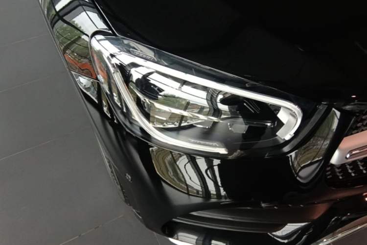 Used Mercedes-Benz GLC 2022 Refreshed GLC 300 L 4MATIC Dynamic Edition Prestige Version Right Front Headlight