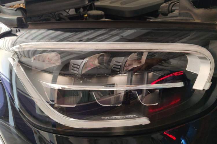Used Mercedes-Benz GLC 2022 Refreshed GLC 260 L 4MATIC Dynamic Edition Right Front Headlight