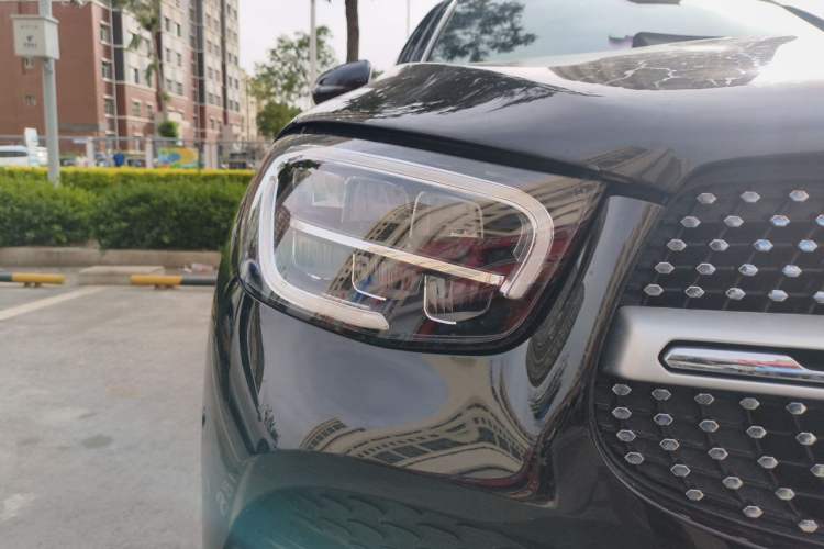 Used Mercedes-Benz GLC 2022 Facelifted GLC 260 L 4MATIC Dynamic Edition Right Front Headlight