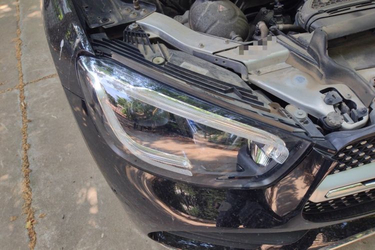 Used Mercedes-Benz GLC 2022 Facelifted GLC 300 L 4MATIC Luxury Edition Right Front Headlight