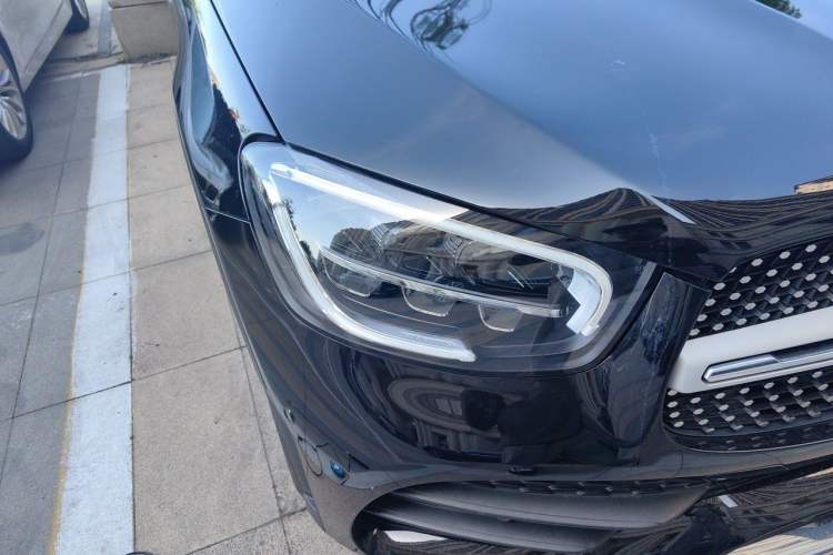 Used Mercedes-Benz GLC 2022 Facelift GLC 260 L 4MATIC Luxury Edition Right Front Headlight
