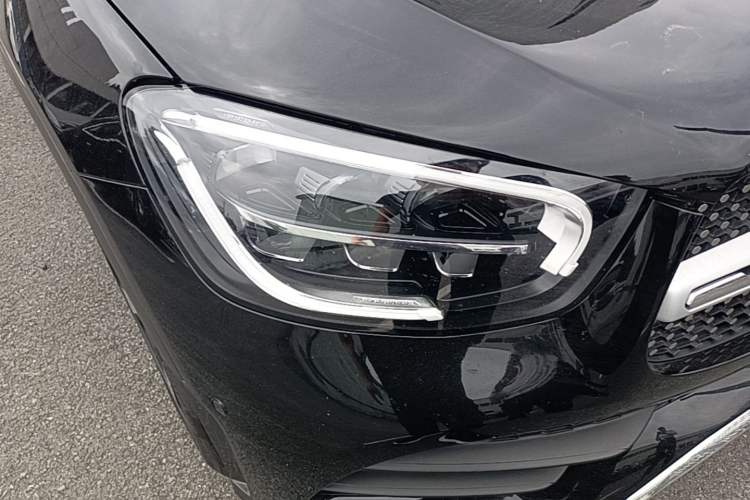Used Mercedes-Benz GLC 2022 Facelifted GLC 260 L 4MATIC Dynamic Edition Right Front Headlight