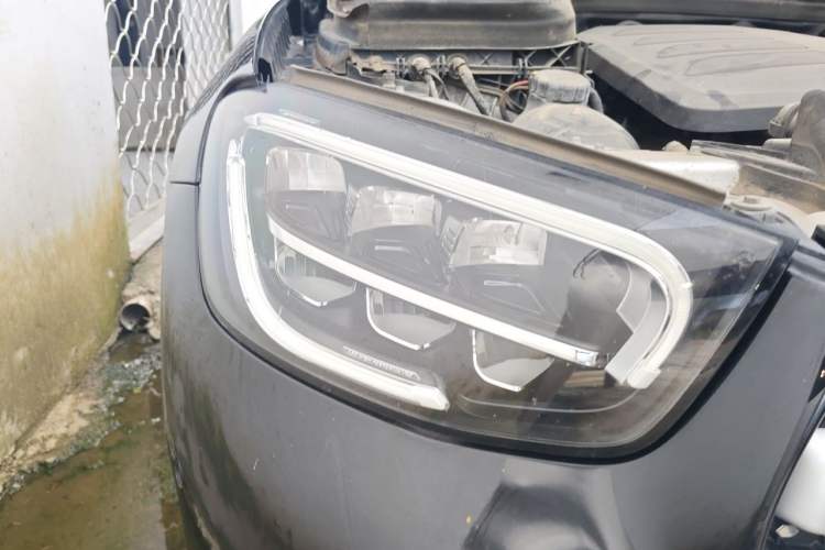 Used Mercedes-Benz GLC 2022 Second Facelift GLC 260 L 4MATIC Luxury Edition Right Front Headlight