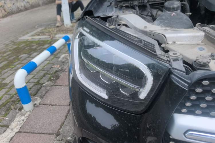 Used Mercedes-Benz GLC 2022 Refreshed GLC 300 L 4MATIC Dynamic Edition Prestige Version Right Front Headlight