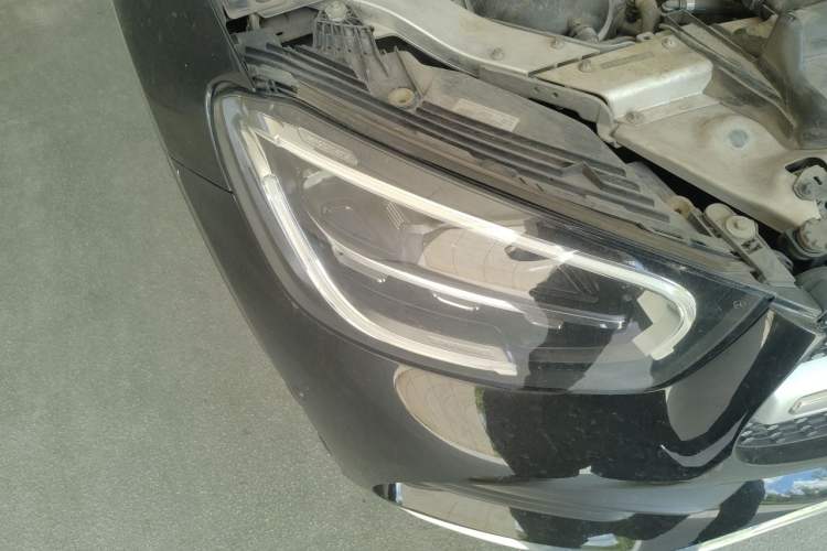 Used Mercedes-Benz GLC 2022 Refreshed GLC 260 L 4MATIC Dynamic Edition Right Front Headlight