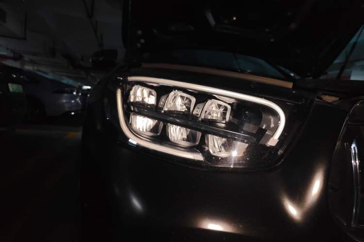 Used Mercedes-Benz GLC 2022 Refreshed GLC 300 L 4MATIC Dynamic Edition Prestige Version Right Front Headlight
