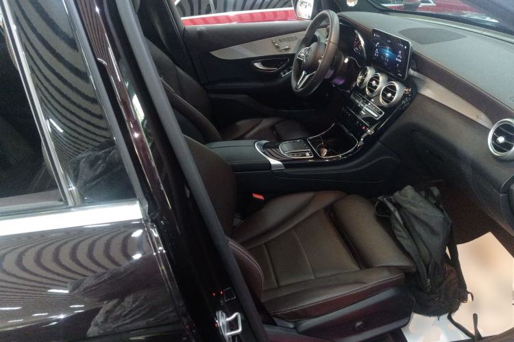 Used Mercedes-Benz GLC 2022 Refreshed GLC 260 L 4MATIC Dynamic Edition Right Front Seat