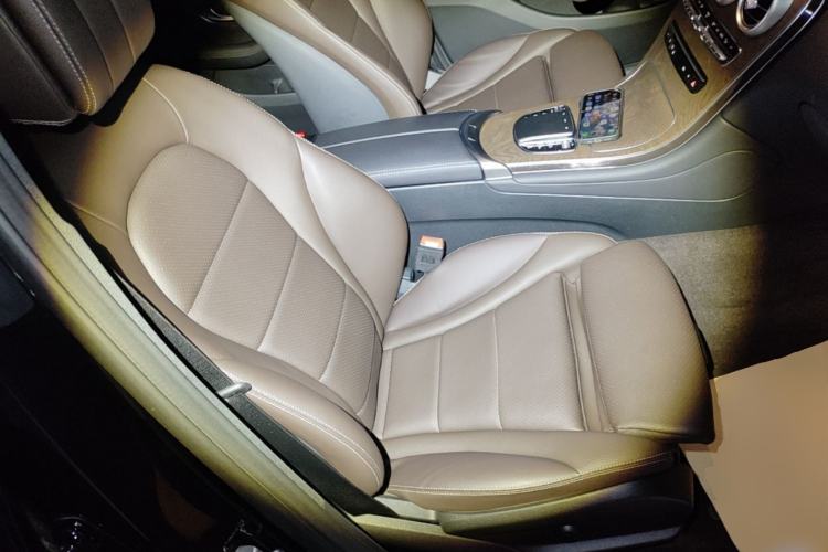 Used Mercedes-Benz GLC 2022 Refreshed GLC 300 L 4MATIC Dynamic Edition Prestige Version Right Front Seat