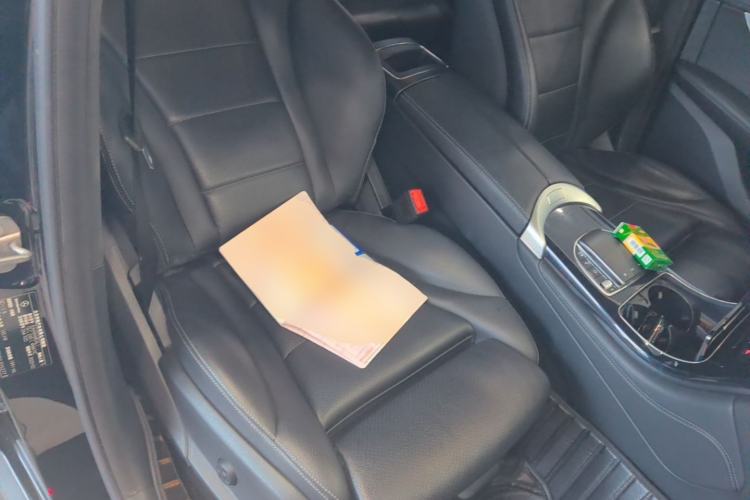 Used Mercedes-Benz GLC 2022 Facelifted GLC 260 L 4MATIC Dynamic Edition Right Front Seat