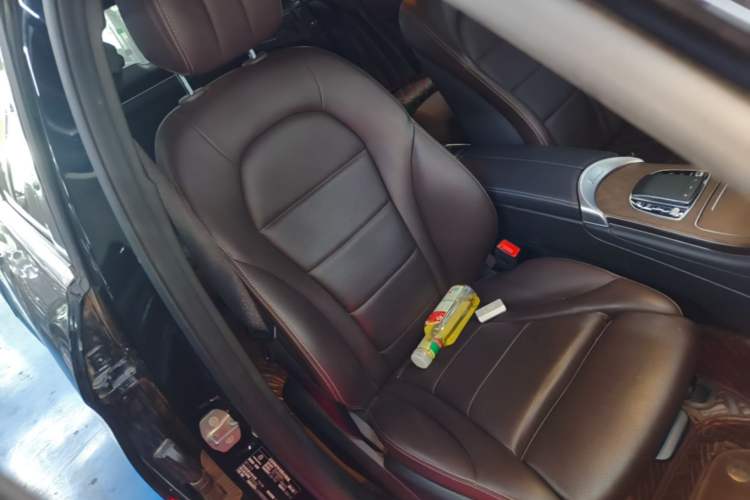Used Mercedes-Benz GLC 2022 Refreshed GLC 300 L 4MATIC Dynamic Edition Prestige Version Right Front Seat