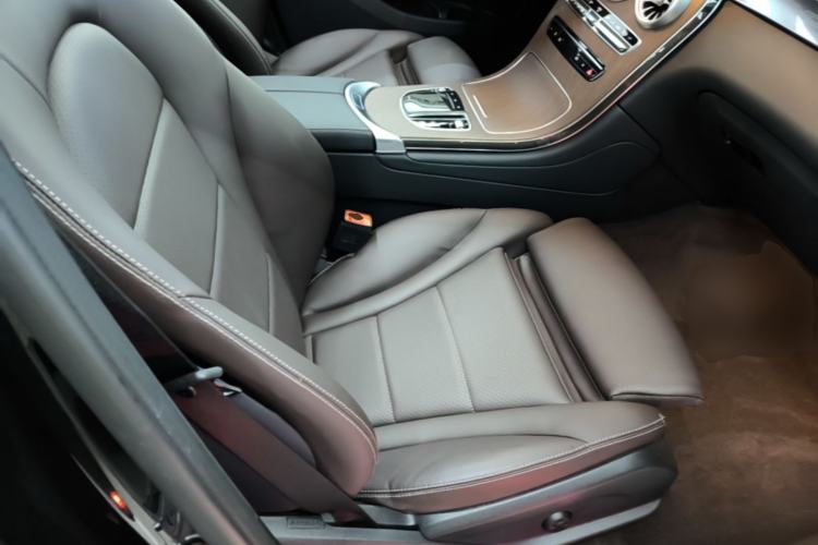 Used Mercedes-Benz GLC 2022 Refreshed GLC 300 L 4MATIC Dynamic Edition Prestige Version Right Front Seat