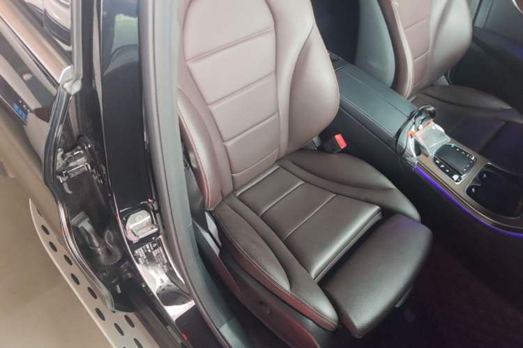 Used Mercedes-Benz GLC 2022 Refreshed GLC 300 L 4MATIC Dynamic Edition Prestige Version Right Front Seat