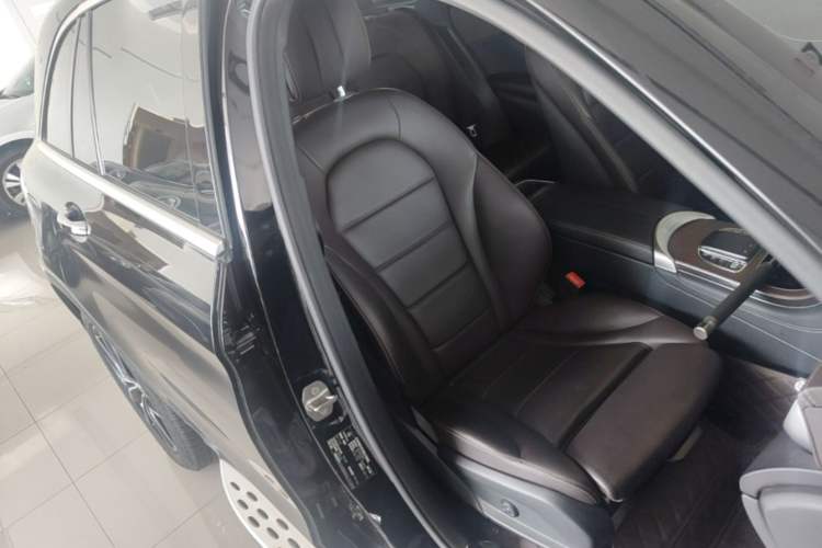 Used Mercedes-Benz GLC 2022 Refreshed GLC 300 L 4MATIC Dynamic Edition Right Front Seat