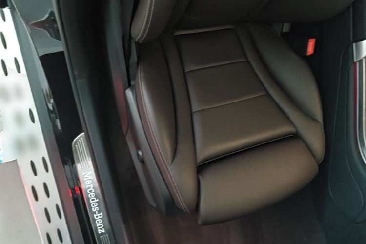 Used Mercedes-Benz GLC 2022 Refreshed GLC 300 L 4MATIC Dynamic Edition Prestige Version Right Front Seat