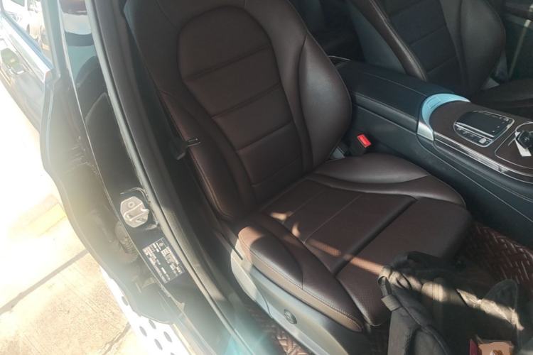 Used Mercedes-Benz GLC 2022 GLC 300 L 4MATIC Luxury Model Right Front Seat