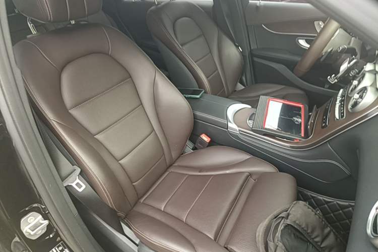 Used Mercedes-Benz GLC 2022 GLC 260 L 4MATIC Luxury Model Right Front Seat