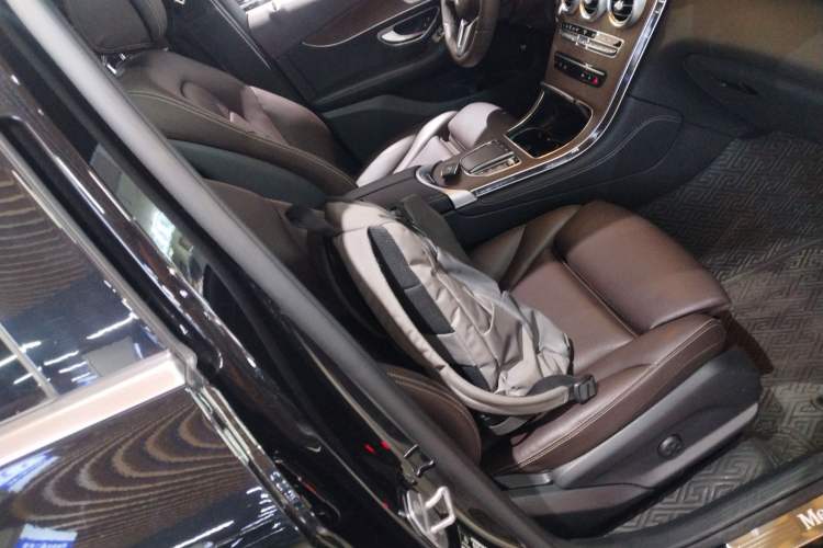 Used Mercedes-Benz GLC 2022 GLC 300 L 4MATIC Dynamic Edition Prestige Model Right Front Seat