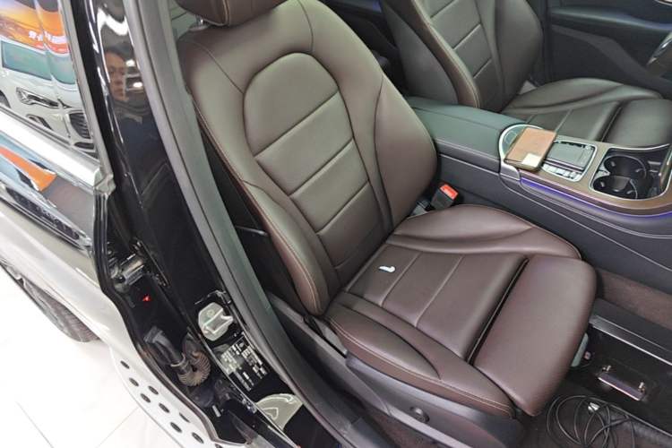 Used Mercedes-Benz GLC 2022 GLC 300 L 4MATIC Dynamic Model Right Front Seat