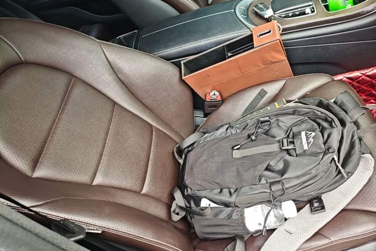 Used Mercedes-Benz GLC 2022 Refreshed GLC 300 L 4MATIC Dynamic Edition Prestige Version Right Front Seat