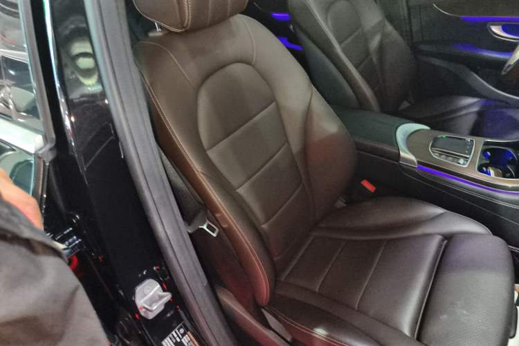 Used Mercedes-Benz GLC 2022 Refreshed GLC 300 L 4MATIC Dynamic Edition Right Front Seat