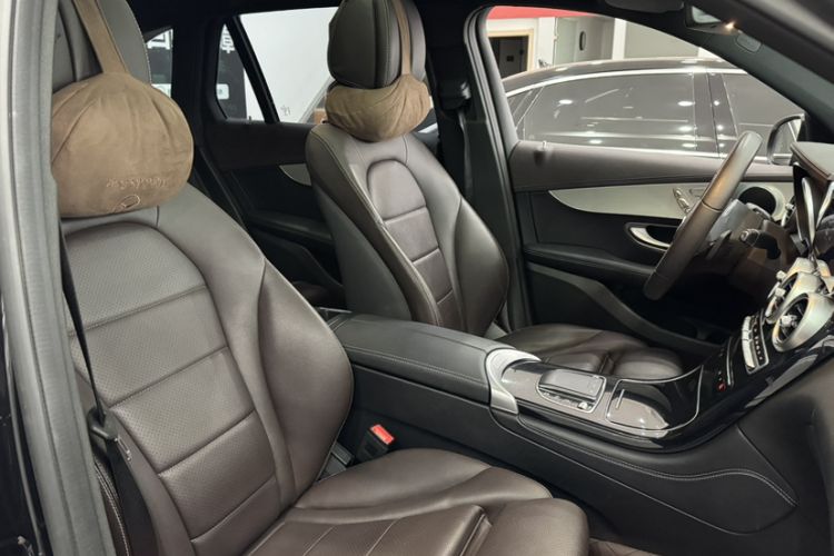 Used Mercedes-Benz GLC 2022 Refreshed GLC 260 L 4MATIC Dynamic Edition Right Front Seat