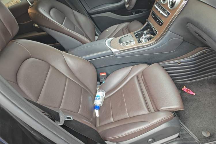 Used Mercedes-Benz GLC 2022 Refreshed GLC 300 L 4MATIC Dynamic Edition Prestige Version Right Front Seat