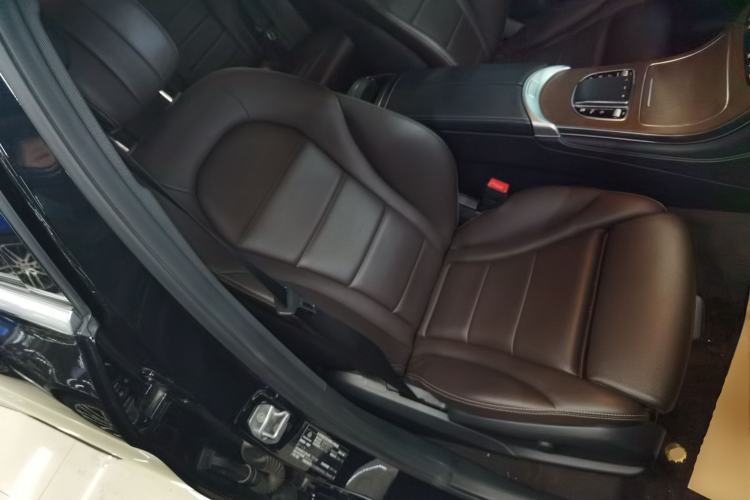 Used Mercedes-Benz GLC 2022 Refreshed GLC 300 L 4MATIC Dynamic Edition Right Front Seat