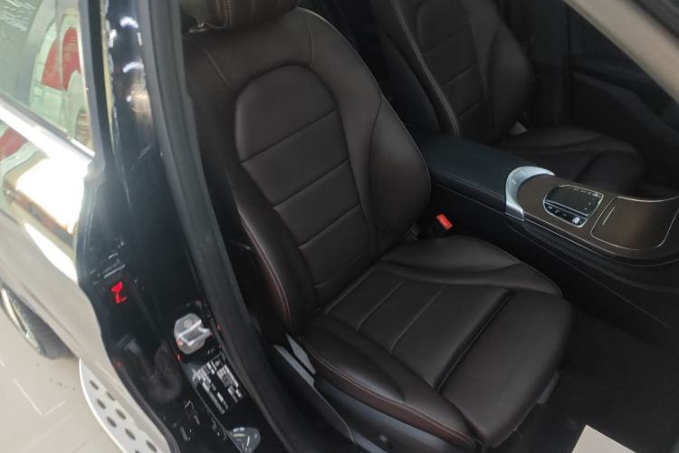 Used Mercedes-Benz GLC 2022 GLC 300 L 4MATIC Dynamic Edition Prestige Model Right Front Seat