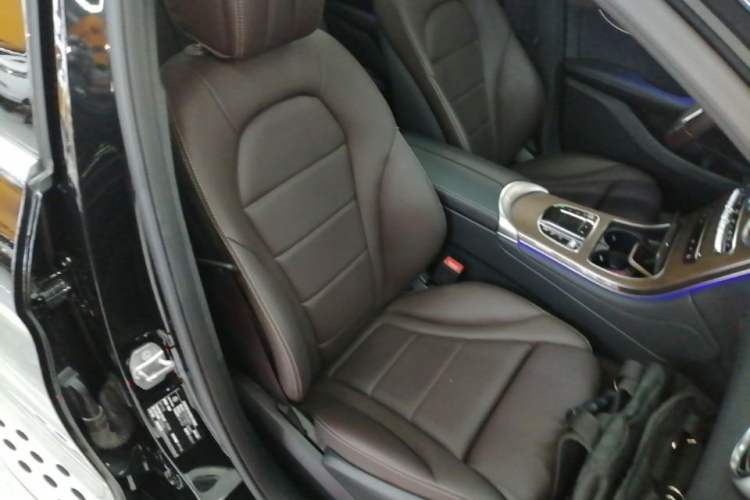 Used Mercedes-Benz GLC 2022 Refreshed GLC 300 L 4MATIC Dynamic Edition Prestige Version Right Front Seat