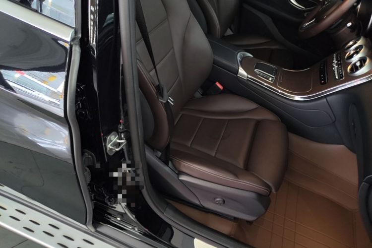 Used Mercedes-Benz GLC 2022 Refreshed GLC 300 L 4MATIC Dynamic Edition Prestige Version Right Front Seat