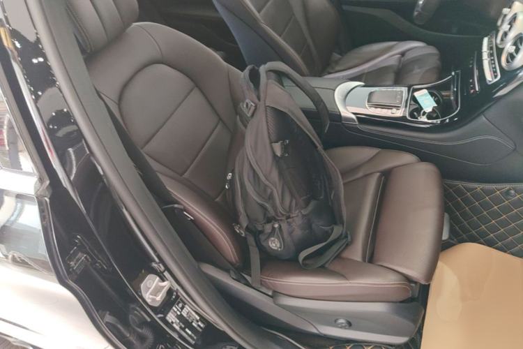 Used Mercedes-Benz GLC 2022 Second Facelift GLC 260 L 4MATIC Dynamic Edition Right Front Seat