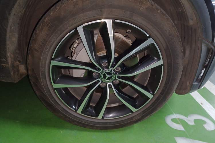Used Mercedes-Benz GLC 2022 GLC 260 L 4MATIC Luxury Model Right Front Wheel Hub