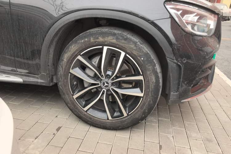 Used Mercedes-Benz GLC 2022 Refreshed GLC 300 L 4MATIC Dynamic Edition Right Front Wheel Hub