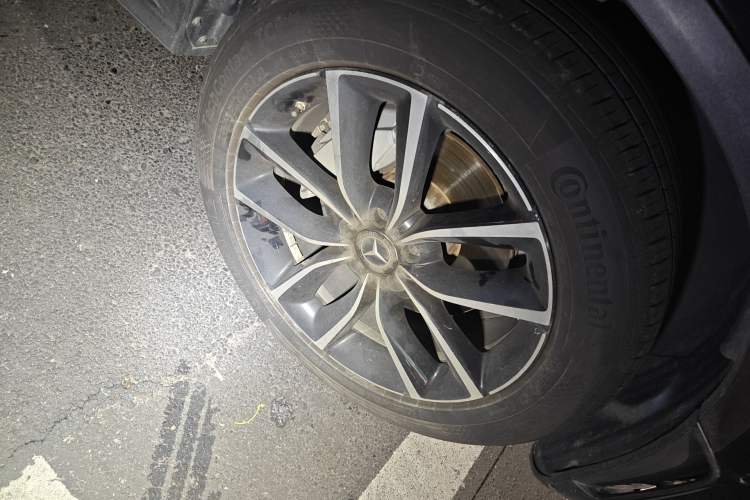 Used Mercedes-Benz GLC 2022 GLC 260 L 4MATIC Luxury Model Right Front Wheel Hub