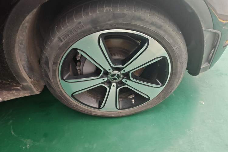 Used Mercedes-Benz GLC 2022 GLC 300 L 4MATIC Dynamic Edition Prestige Model Right Front Wheel Hub