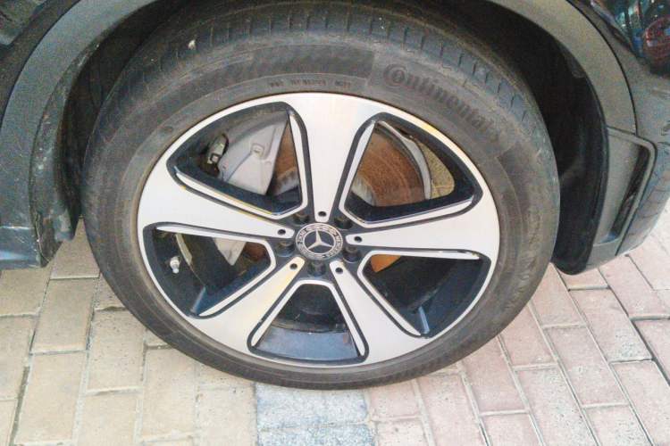 Used Mercedes-Benz GLC 2022 Refreshed GLC 300 L 4MATIC Dynamic Edition Prestige Version Right Front Wheel Hub