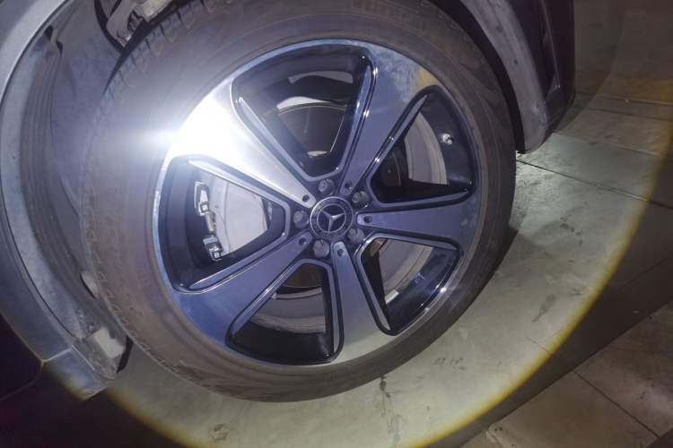Used Mercedes-Benz GLC 2022 Refreshed GLC 300 L 4MATIC Dynamic Edition Prestige Version Right Front Wheel Hub