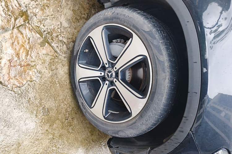 Used Mercedes-Benz GLC 2022 GLC 300 L 4MATIC Dynamic Edition Prestige Model Right Front Wheel Hub