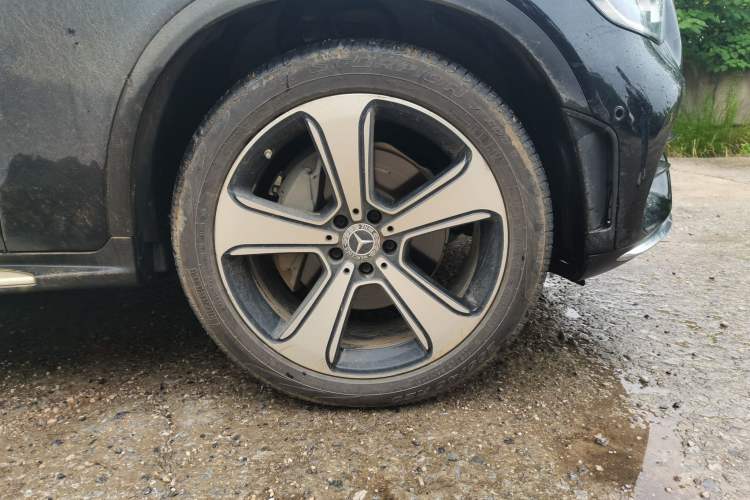 Used Mercedes-Benz GLC 2022 Refreshed GLC 300 L 4MATIC Dynamic Edition Prestige Version Right Front Wheel Hub