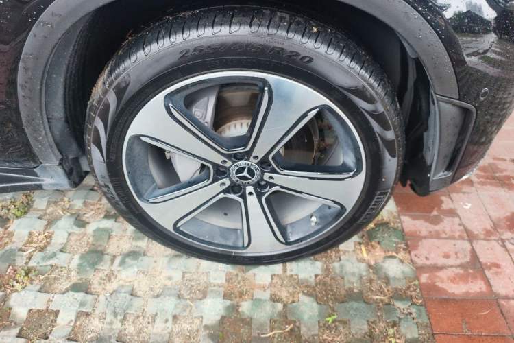 Used Mercedes-Benz GLC 2022 Refreshed GLC 300 L 4MATIC Dynamic Edition Prestige Version Right Front Wheel Hub