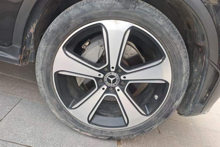 Used Mercedes-Benz GLC 2022 Refreshed GLC 300 L 4MATIC Dynamic Edition Prestige Version Right Front Wheel Hub