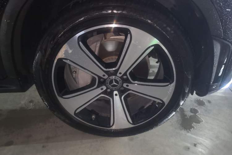 Used Mercedes-Benz GLC 2022 Refreshed GLC 300 L 4MATIC Dynamic Edition Prestige Version Right Front Wheel Hub