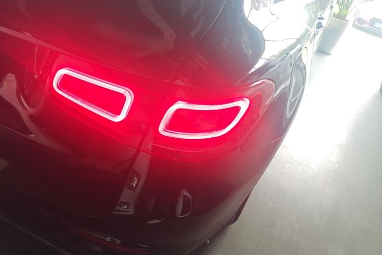 Used Mercedes-Benz GLC 2022 Refreshed GLC 300 L 4MATIC Dynamic Edition Prestige Version Right Rear Taillight